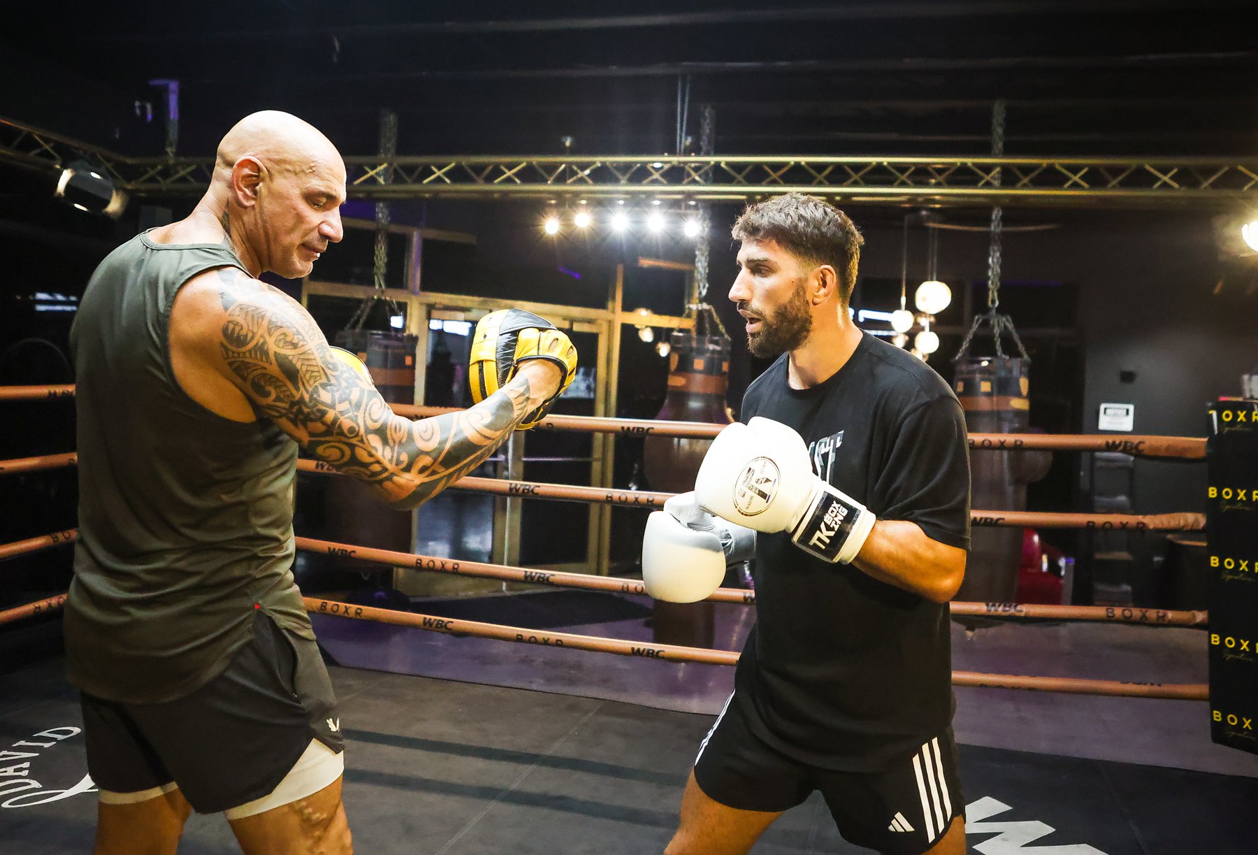 Training alongside heavyweight professionals